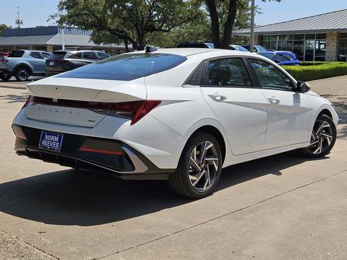 2025 Hyundai ELANTRA HEV Limited