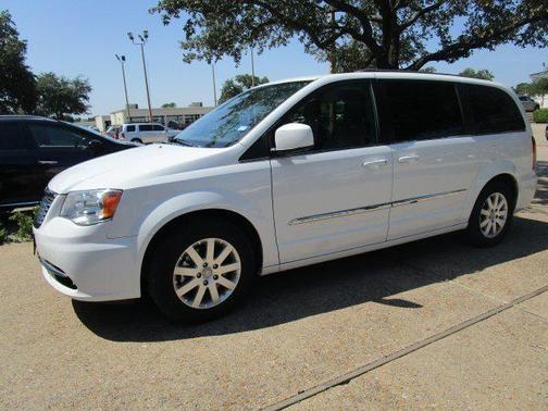 2015 Chrysler Town & Country Touring