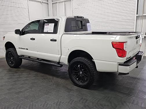 2018 Nissan Titan SL