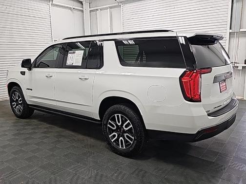 2024 GMC Yukon XL AT4