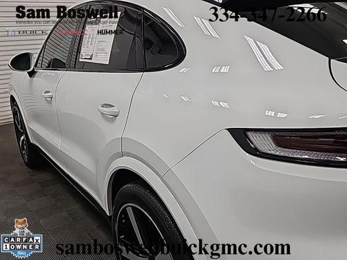 2025 Porsche Cayenne AWD