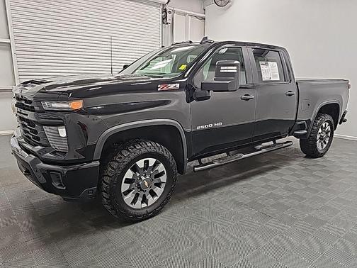 2024 Chevrolet Silverado 2500 Custom