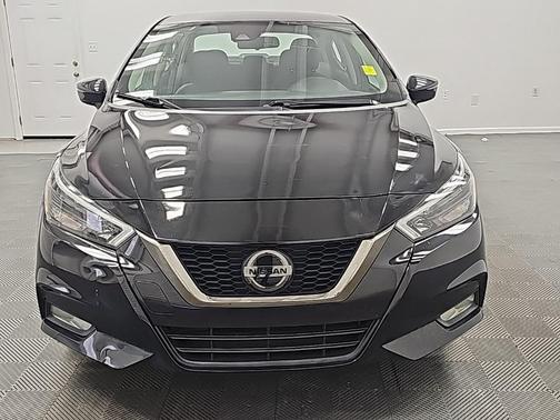2021 Nissan Versa 1.6 SR