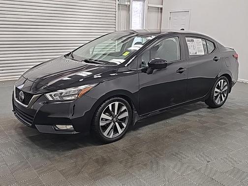 2021 Nissan Versa 1.6 SR