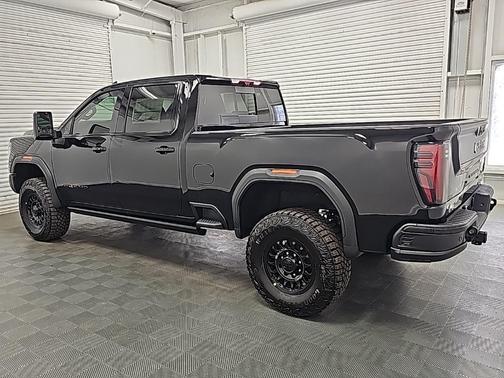 2026 GMC Sierra 2500 AT4X