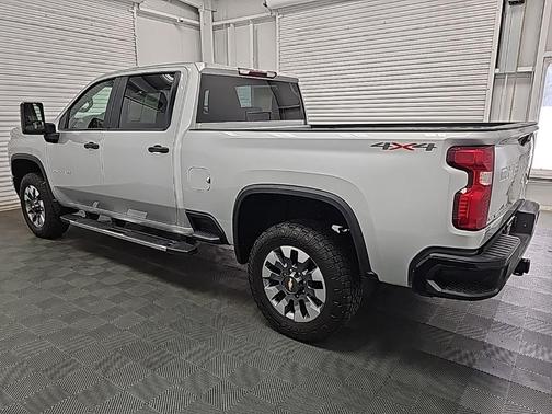 2022 Chevrolet Silverado 2500 Custom