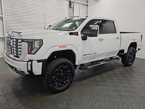 2025 GMC Sierra 2500 Denali