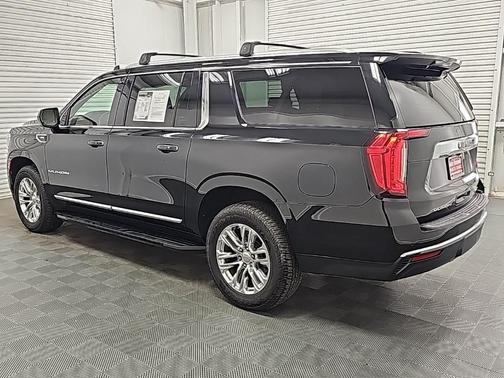 2022 GMC Yukon XL SLT