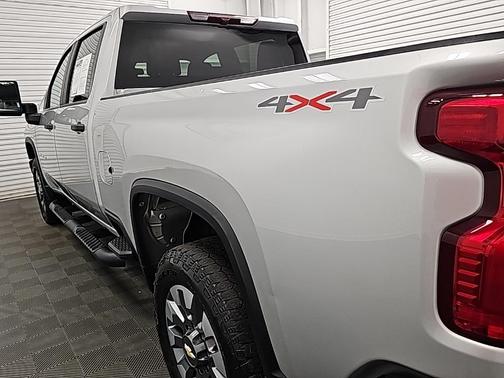2023 Chevrolet Silverado 2500 Custom
