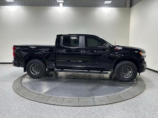 Black 2022 Chevrolet Silverado 1500 RST