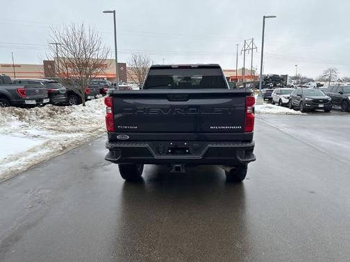 2024 Chevrolet Silverado 2500 CUSTOM