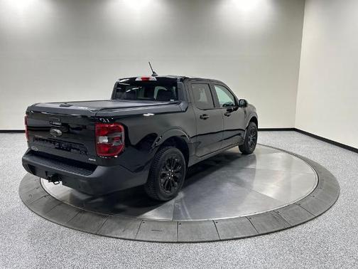 SHADOW BLACK 2024 Ford Maverick LARIAT