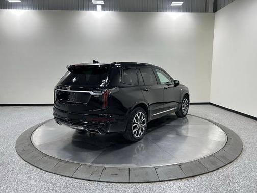 Stellar Black Metallic 2022 Cadillac XT6 SPORT