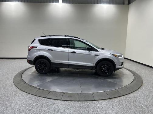 INGOT SILVER METALLIC 2017 Ford Escape SE