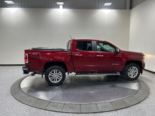 Red Quartz Tintcoat 2019 GMC Canyon SLT