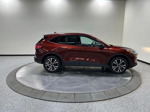 BRONZE FIRE 2021 Ford Escape SE
