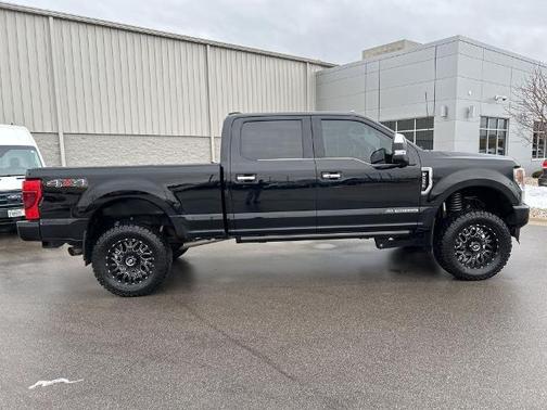 2022 Ford F-250 PLATINUM