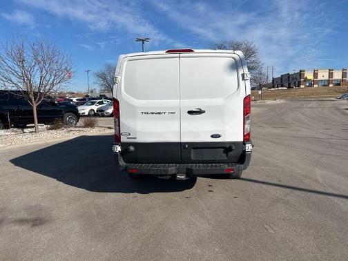2017 Ford Transit-250 148 WB LOW ROOF CARGO