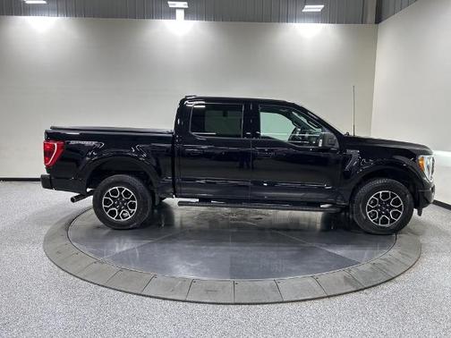 AGATE BLACK METALLIC 2023 Ford F-150 XLT