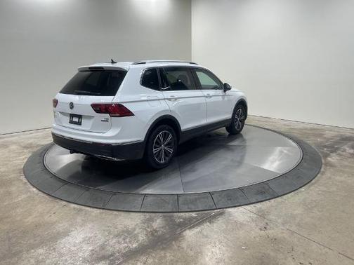 2018 Volkswagen Tiguan 2.0T SEL