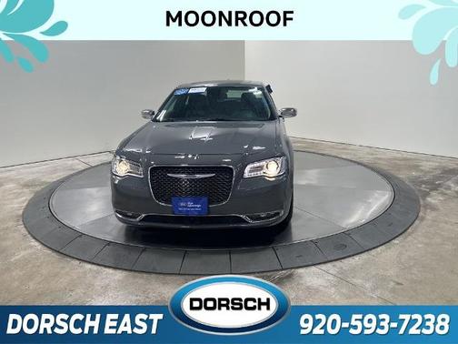 2019 Chrysler 300 LIMITED
