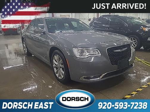 2019 Chrysler 300 LIMITED