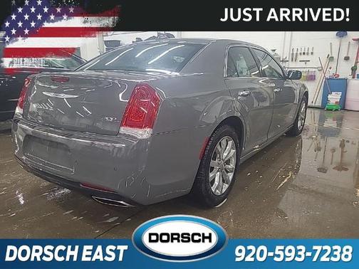 2019 Chrysler 300 LIMITED