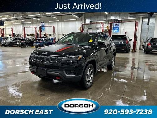 Diamond Black 2022 Jeep Compass TRAILHAWK