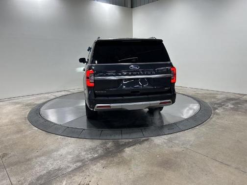 2022 Ford Expedition PLATINUM