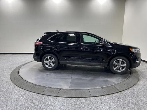 AGATE BLACK 2019 Ford Edge SEL