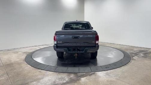2017 Toyota Tacoma LIMITED
