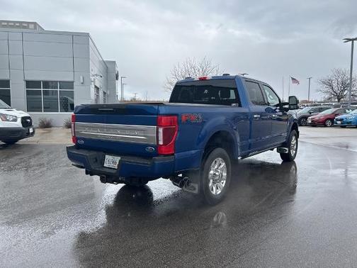 2022 Ford F-350 PLATINUM
