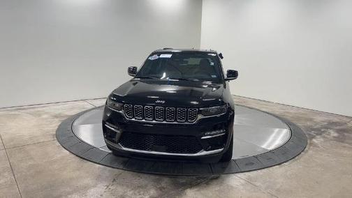 2023 Jeep Grand Cherokee SUMMIT