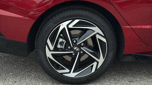 2026 Hyundai SONATA SEL