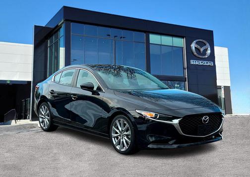 2023 Mazda Mazda3 FWD w/Preferred Package