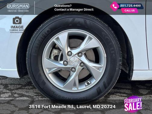 2022 Hyundai ELANTRA SE