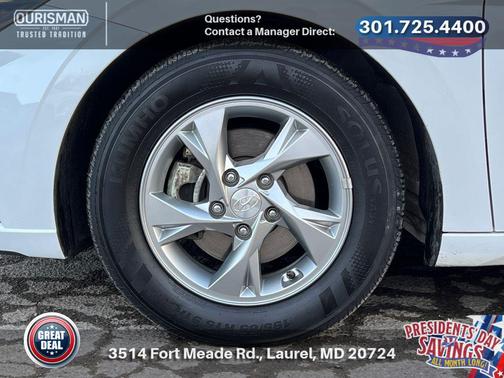 2022 Hyundai ELANTRA SE