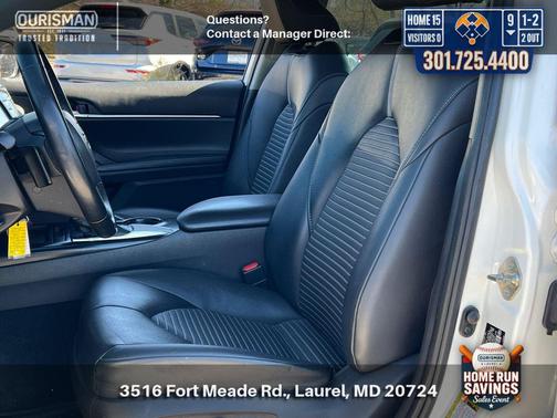 Super White 2019 Toyota Camry SE