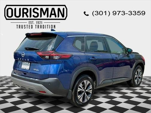 2022 Nissan Rogue SV