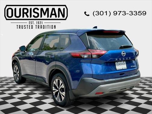 2022 Nissan Rogue SV