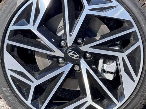 2024 Hyundai IONIQ 6 SEL