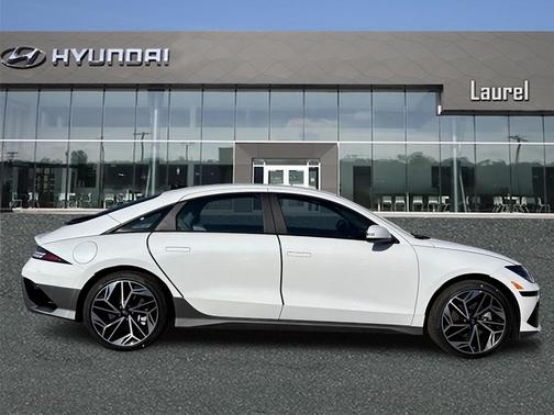2024 Hyundai IONIQ 6 SEL