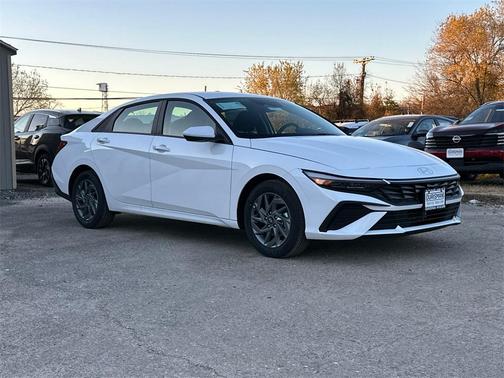 2026 Hyundai ELANTRA HEV Blue