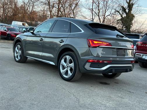 2023 Audi Q5 45 S line Premium Plus