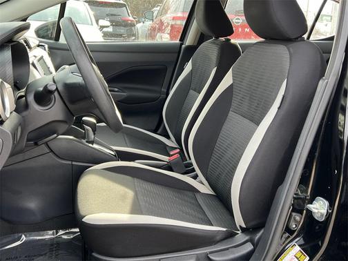 2021 Nissan Versa 1.6 SV