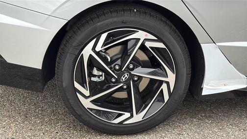 2026 Hyundai SONATA SEL