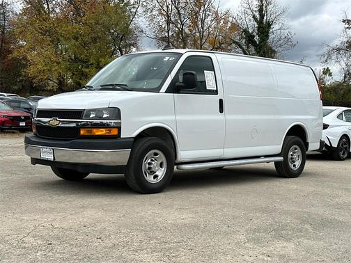 2023 Chevrolet Express 2500 RWD 2500 Regular Wheelbase WT