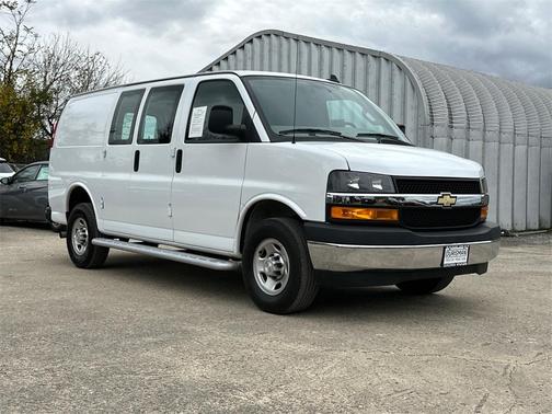 2023 Chevrolet Express 2500 RWD 2500 Regular Wheelbase WT