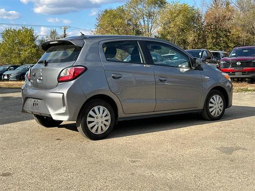 2022 Mitsubishi Mirage ES