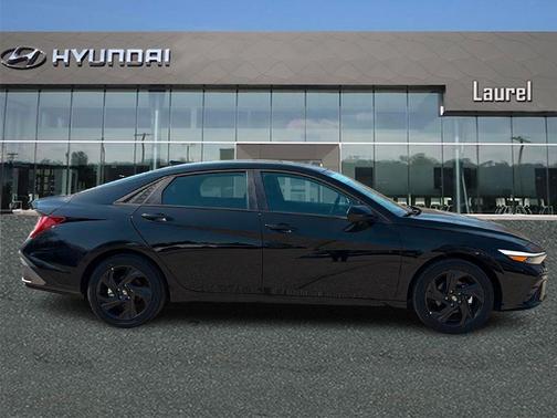 Abyss Black 2026 Hyundai ELANTRA HEV SEL Sport